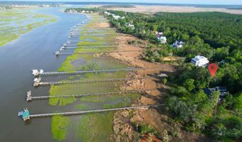 1422 Dupree Creek Dr, Awendaw, SC 29429