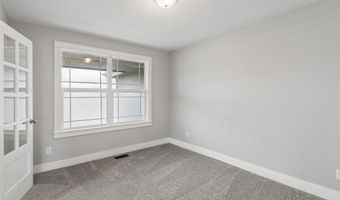 3510 NW Reinhart Dr, Ankeny, IA 50023