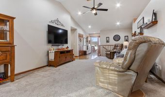 1415 Nicklaus Dr, Aberdeen, SD 57401