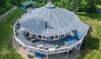 108 Pleasant Valley Rd, Amesbury, MA 01913