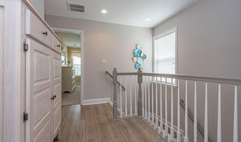 10900 HOLYSTONE Ln 301, Berlin, MD 21811