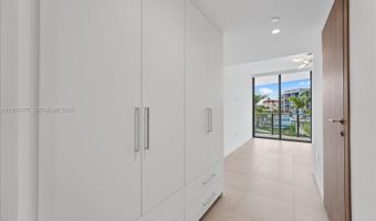 1135 103 St 403, Bay Harbor Islands, FL 33154