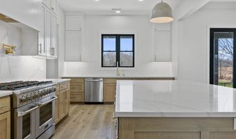 300 The Trace Cir, Alvaton, KY 42122