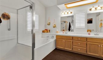 19581 Powhatan Rd, Apple Valley, CA 92308