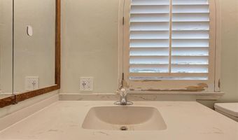 1724 N Fordson Ave, Bethany, OK 73008