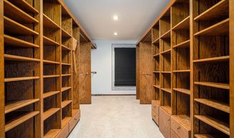 970 Cramton Ave NE, Ada, MI 49301