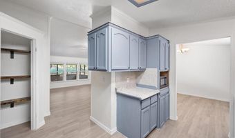 6217 Baker Ln, Alvarado, TX 76009