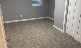 633 N E St, Albia, IA 52531