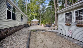 33 Blueberry Rd, Ossipee, NH 03814