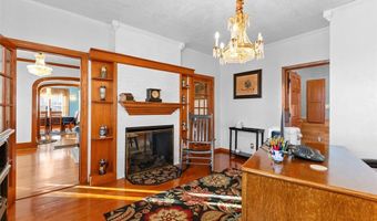 722 E 18th St, Ada, OK 74820