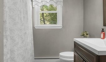 3 Johnson St, Ashland, MA 01721