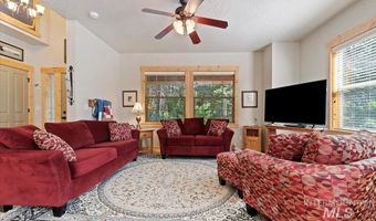 23 Waterline Ln, Cascade, ID 83611