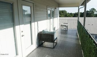 183 Mcdonnell Ave 305, Biloxi, MS 39531