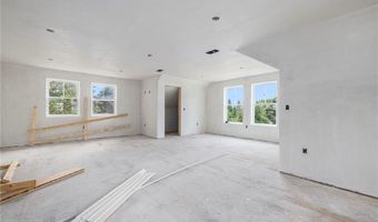 55 Dolphin Ave, Jamestown, RI 02835