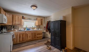 36 Larkin St, Bangor, ME 04401