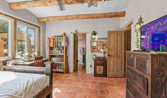 32 CIELO DORADO Dr, Anthony, NM 88021