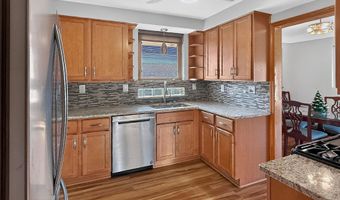 9949 Sterling Ave, Allen Park, MI 48101