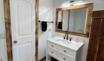 1107 Lower Ford Rd, Ava, MO 65608
