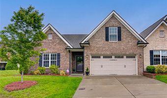 6156 Sunny Brook Dr, Clemmons, NC 27012