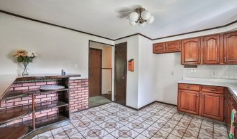 831 W Gebhard Ln, Alden, NY 14004