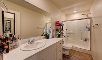 487 Waterfall Cove Ct, Henderson, NV 89002