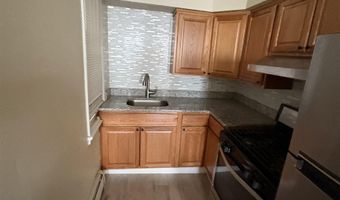 1046 BROADWAY, Bayonne, NJ 07002