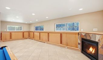 2100 Churchill Dr, Anchorage, AK 99517