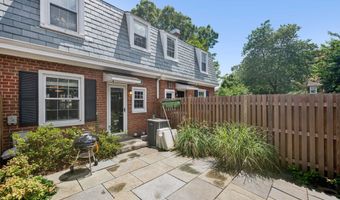 3013 S COLUMBUS St, Arlington, VA 22206