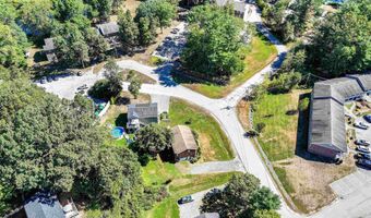 5 River St, Newmarket, NH 03857