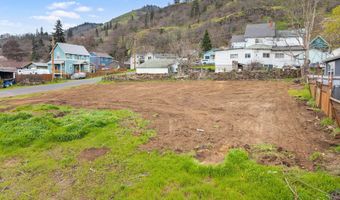 E HUMBOLDT St, Bingen, WA 98605