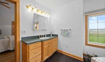 12488 Baumhart Rd, Amherst, OH 44001