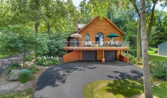 723 N River Rd, Algonquin, IL 60102