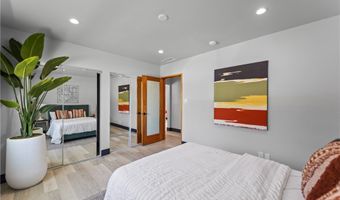 17660 Martha St, Encino, CA 91316