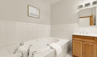 1121 S CLINTON St, Baltimore, MD 21224