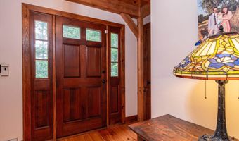 395 Hillwinds Rd, Brattleboro, VT 05301
