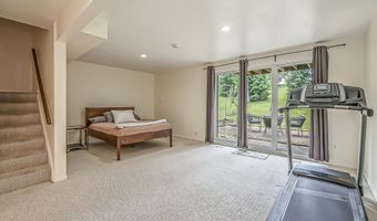 2503 Meade Ct, Ann Arbor, MI 48105