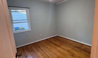 3007 ELMWOOD Dr, Alexandria, VA 22303