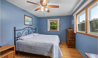 3945 8th Ave NW, Anoka, MN 55303