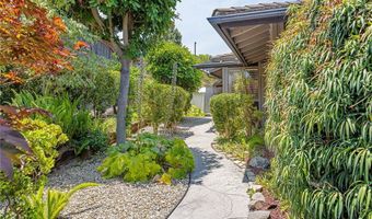 10960 Treeside Ln, Escondido, CA 92026