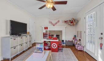 745 Halliard Ave, Beachwood, NJ 08722