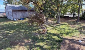 967 Sunrise Hwy, Long Island City, NY 11704