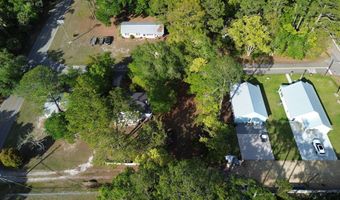 206 13th St, Apalachicola, FL 32320