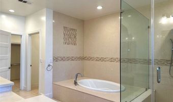 646 S Courson Dr, Anaheim, CA 92804