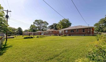 7315 Cheshire Ln, Affton, MO 63123