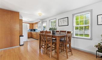 81 Sprague Ave, East Providence, RI 02915