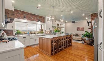 8128 Belmont Dr, Alma, AR 72921