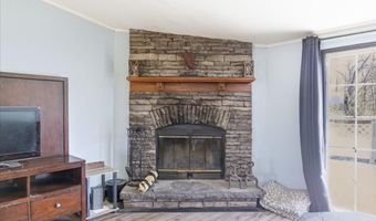 13170 Farm Road 1157, Aurora, MO 65605