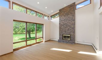 29296 L Ave, Adel, IA 50003
