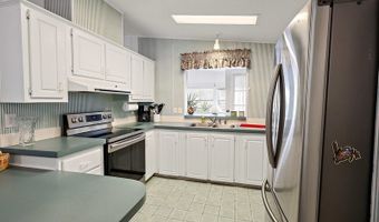 1201 Chipewa Dr, Barefoot Bay, FL 32976