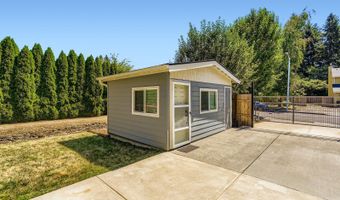 19457 SUNSET SPRINGS Dr, Oregon City, OR 97045